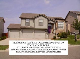 744 Highland Dr, Leavenworth, KS 66048