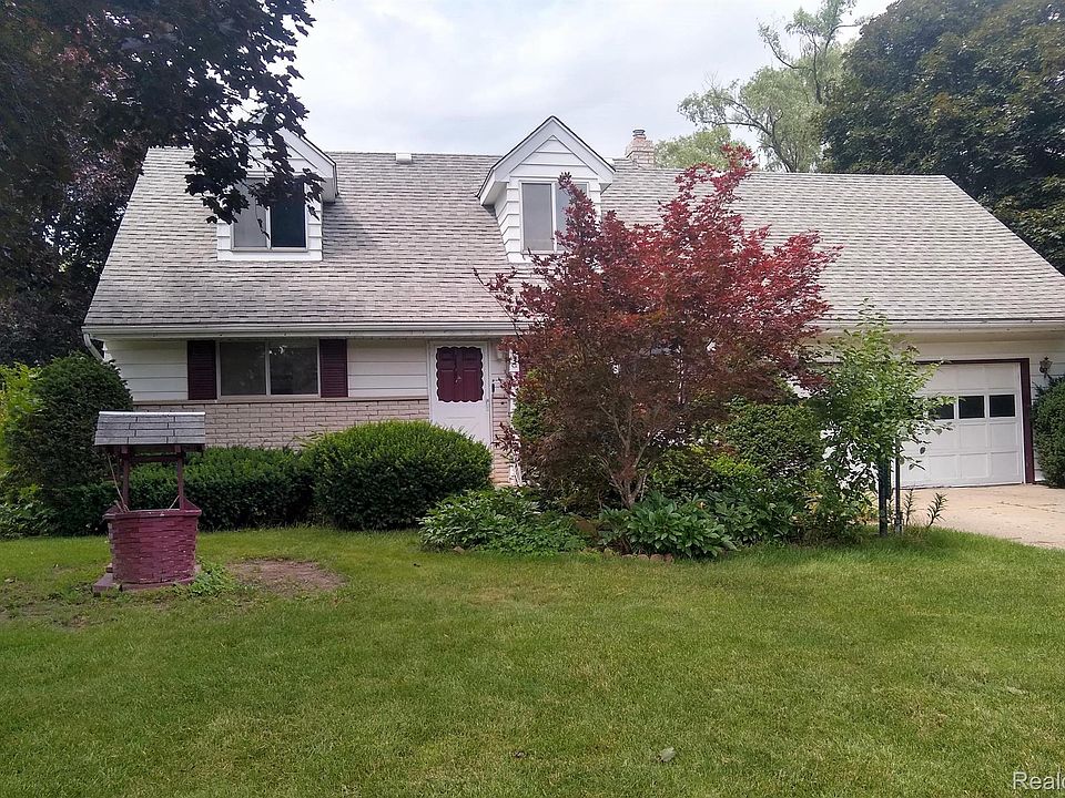1st image of 7050 Aldredge Dr