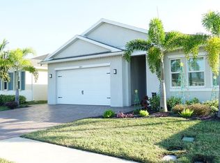 860 Heather Lake Ave, Cape Coral, FL 33993
