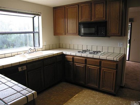 2nd image of 1051 Tahoe Ct