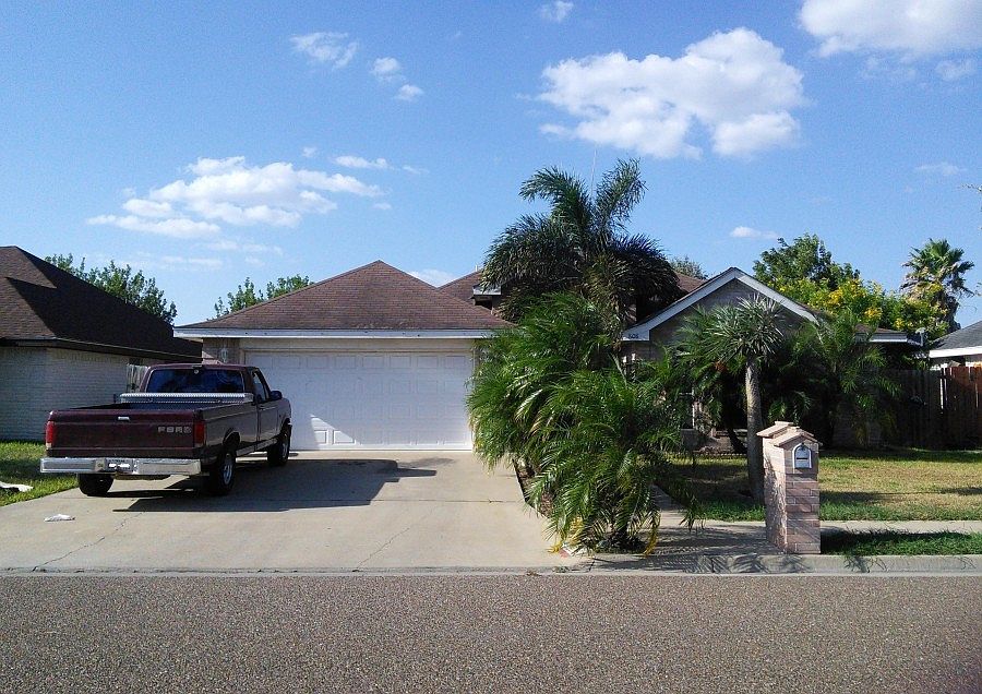 1st image of 808 Grosbeak Dr