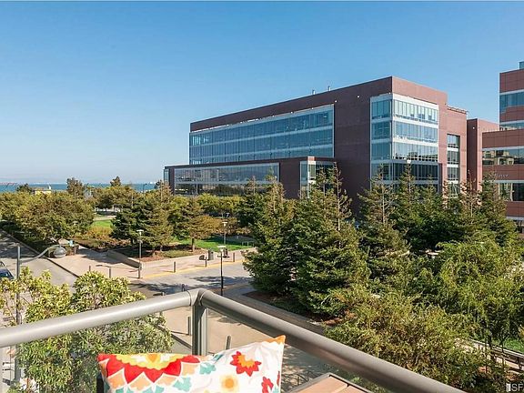 5th image of 420 Mission Bay Blvd N