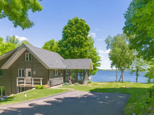 9107 Wilderness Point Rd, Brainerd, MN 56401