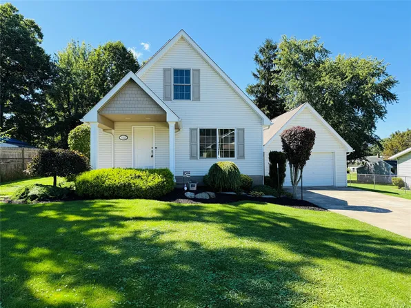3112 Amherst Rd, Erie, PA 16506