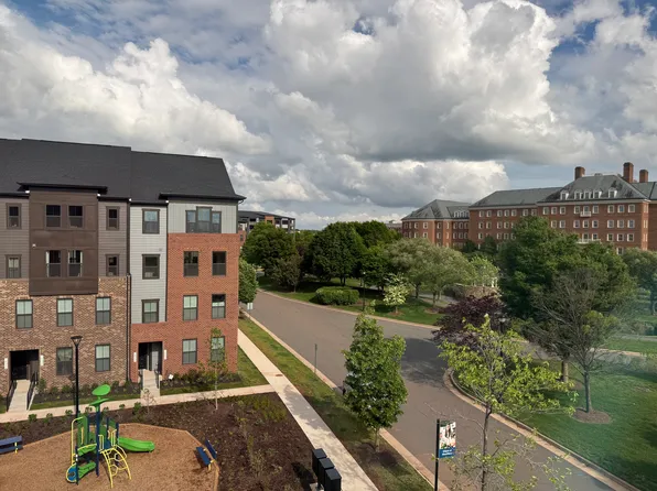 14596 George Carter Way, Chantilly, VA 20151