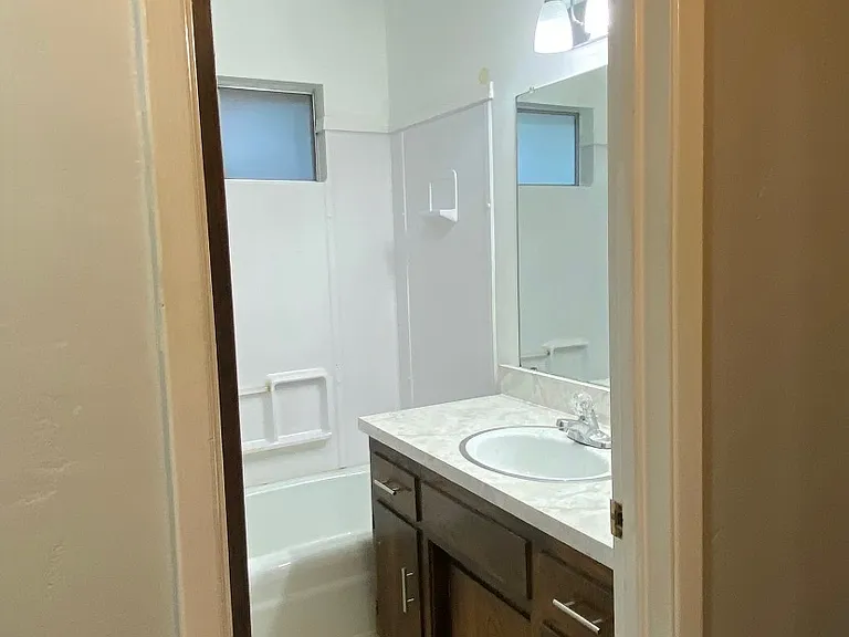 120 Washington Ave #4 — Photo 10