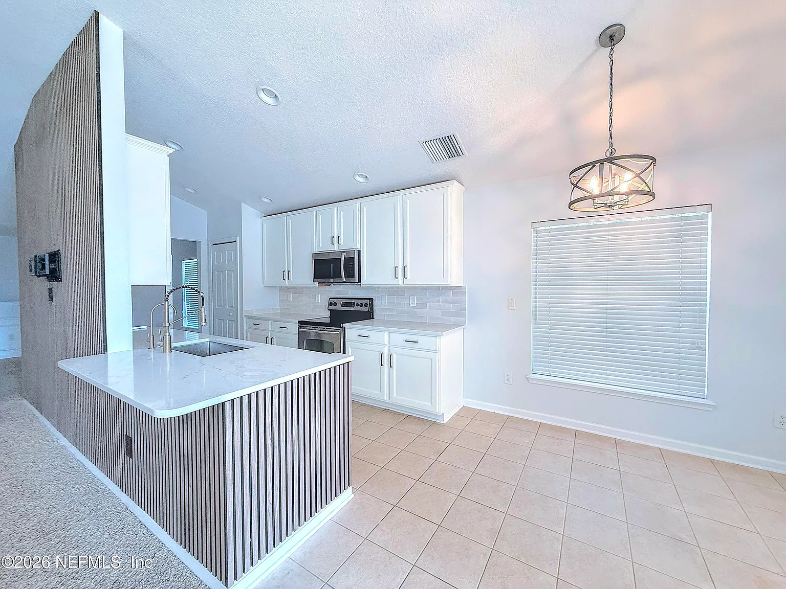2 bed, 2.0 bath, 1797 sqft, $1,900 — Photo 1