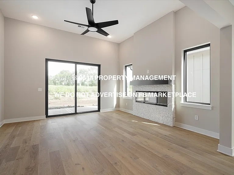 9581 Jupiter St — Photo 16