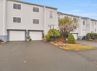 49 Midway Dr #49, Cromwell, CT 06416