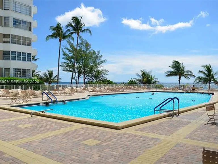 1950 S Ocean Dr #CU-5Q — Photo 32