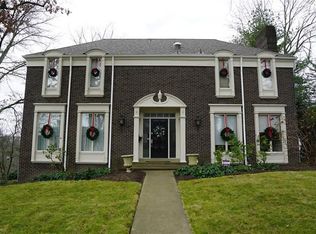 11 Patrice Ct, Pittsburgh, PA 15221