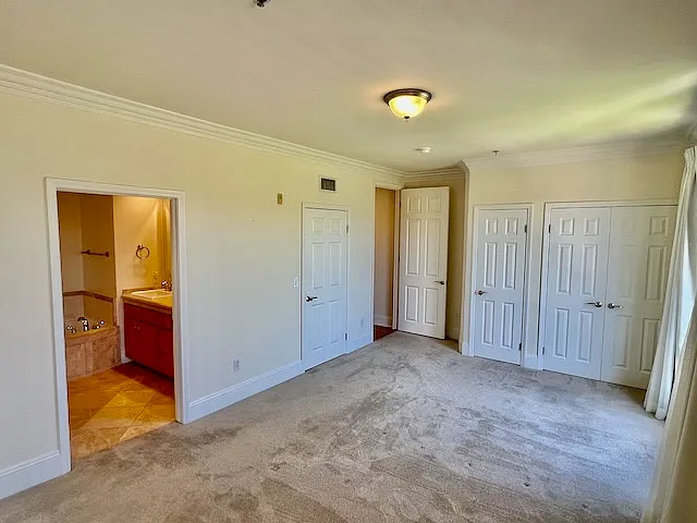 10305 Almayo Ave #301 — Photo 21