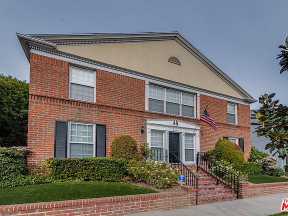 3rd image of 9641 W Olympic Blvd