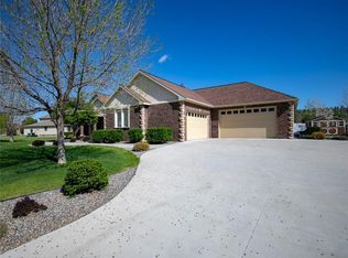 3965 Woodcreek Dr, Billings, MT 59106