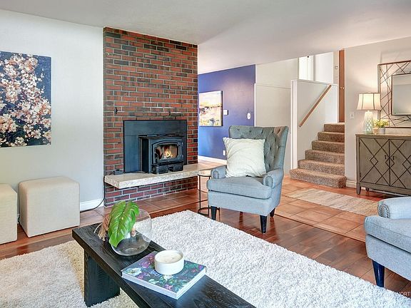 4th image of 16820 22nd Avenue NE