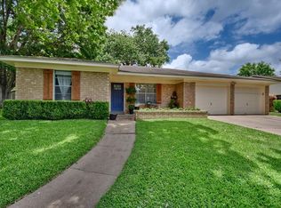 2423 Airline Dr, Brenham, TX 77833