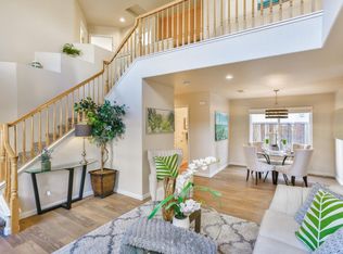 1003 Arapaho Dr, Gilroy, CA 95020