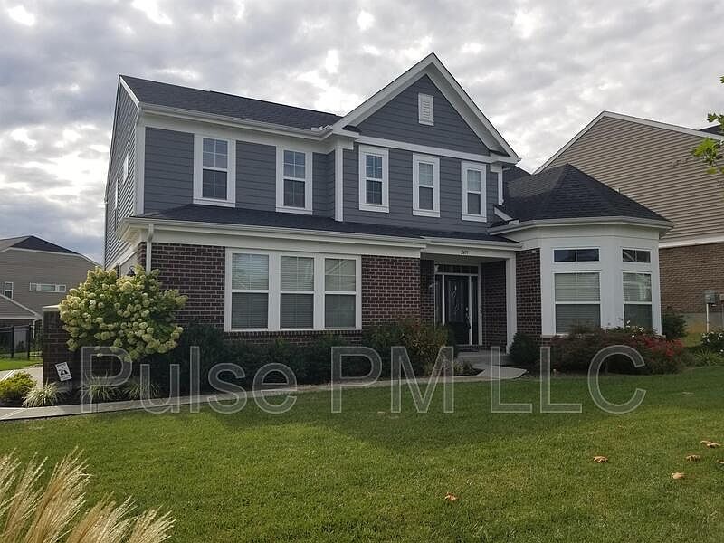1st image of 2499 Sierra Dr