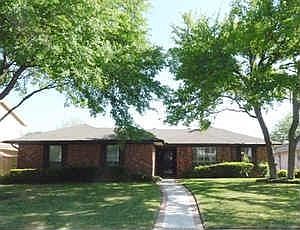 1st image of 8 Highland Pl