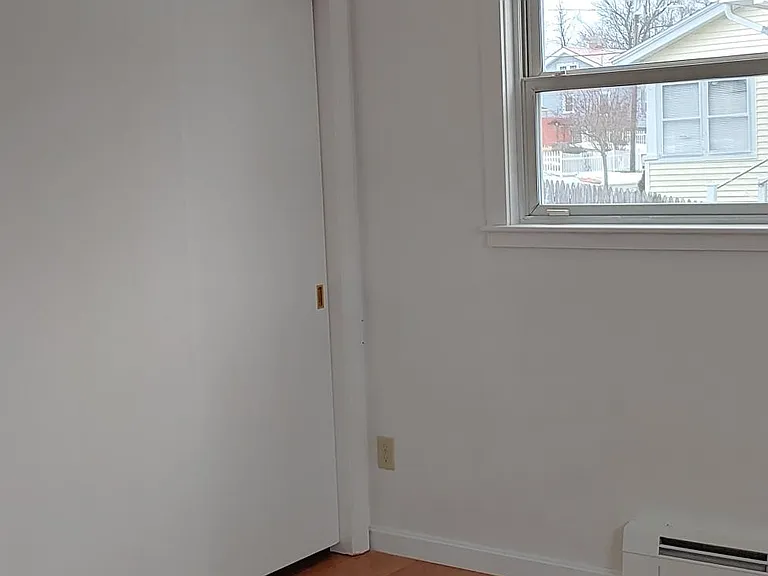 31 Park Villa Ave #B — Photo 5