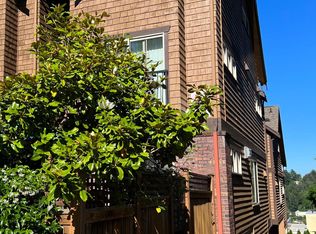 126 25th Ave E UNIT A, Seattle, WA 98112