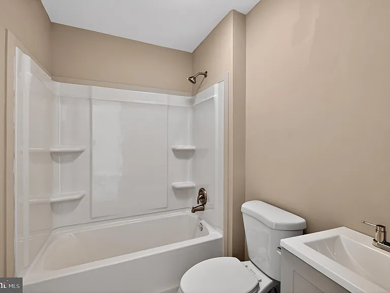 67 Quartz Rd — Photo 24