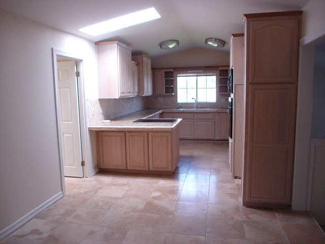 2nd image of 486 Mercury Dr