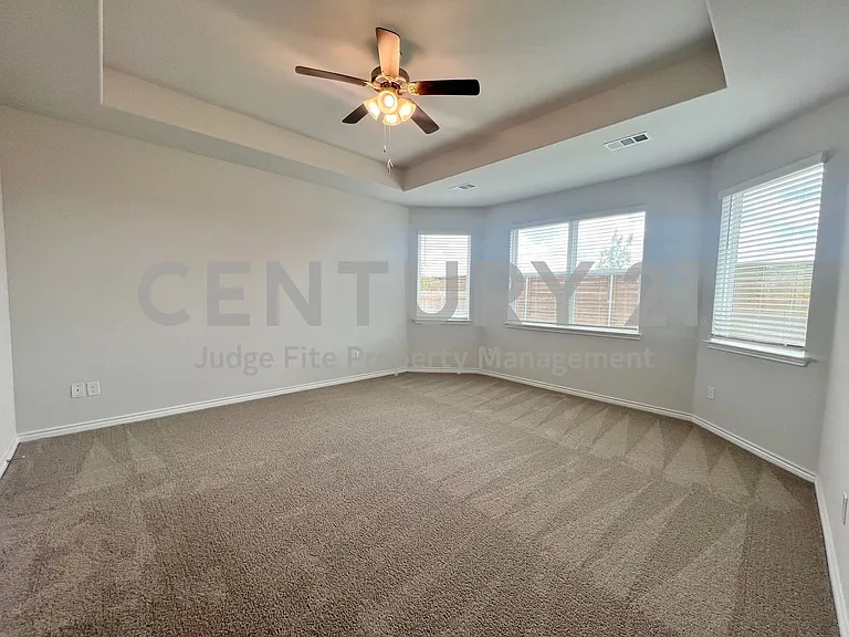 5021 Chital Dr — Photo 13