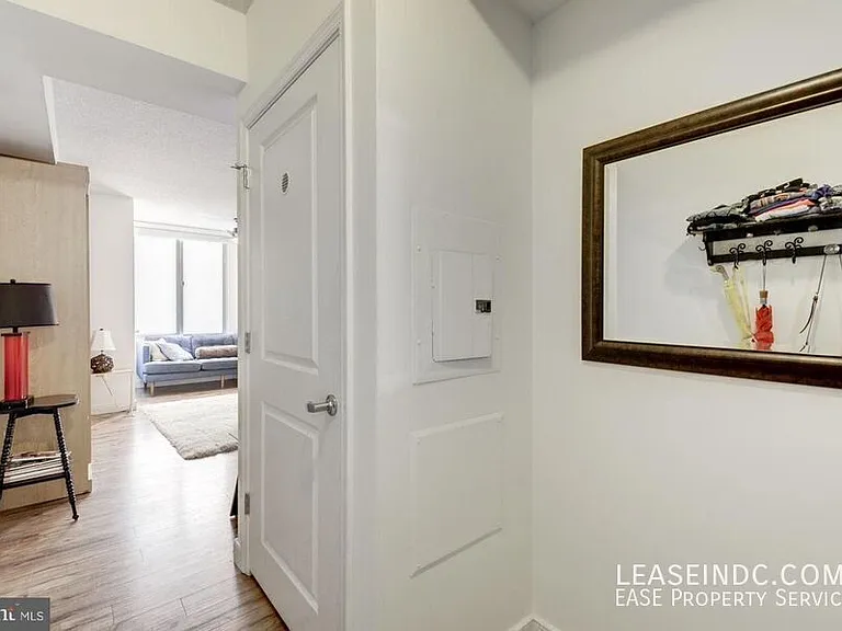 555 Massachusetts Ave NW #314 — Photo 2