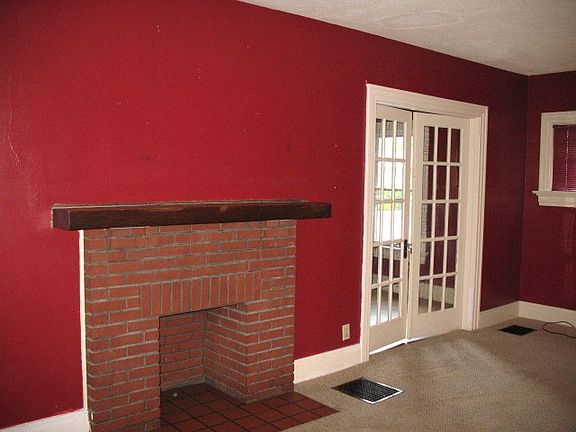 4th image of 2423 Ravenwood Ave