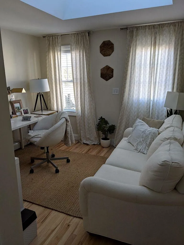 3 bed, 1800 sqft, $4,100 — Photo 2