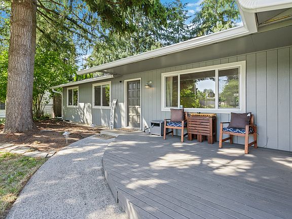 2nd image of 5515 NE 41st Ave