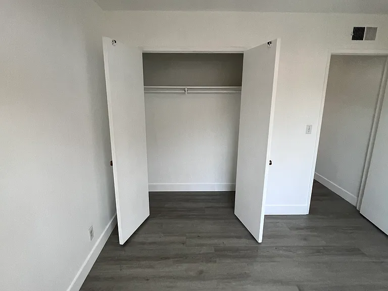 1829 Aileron Ave — Photo 36