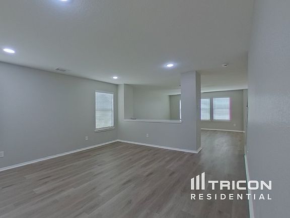 4th image of 4119 Fairhope Oak St