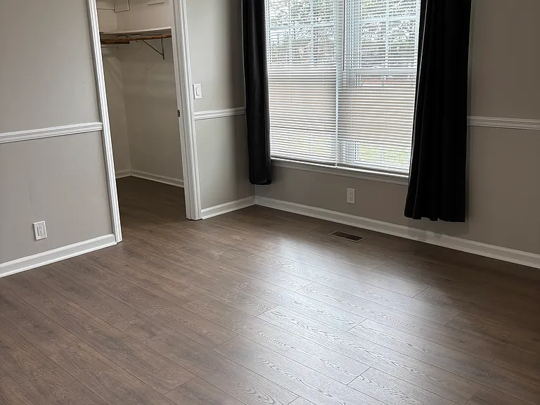 2955 Asbury Ln — Photo 7