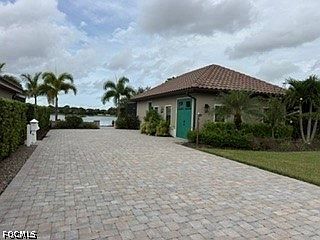 4th image of 13737 Golden Palms Cir