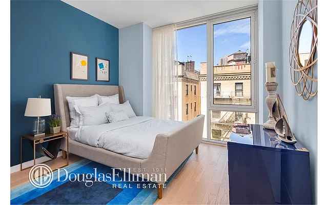 Sold by Douglas Elliman | media 18