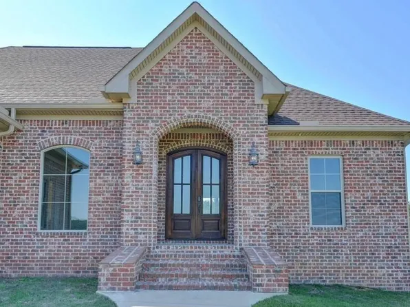8133 Clearside Ln, Collinsville, MS 39325