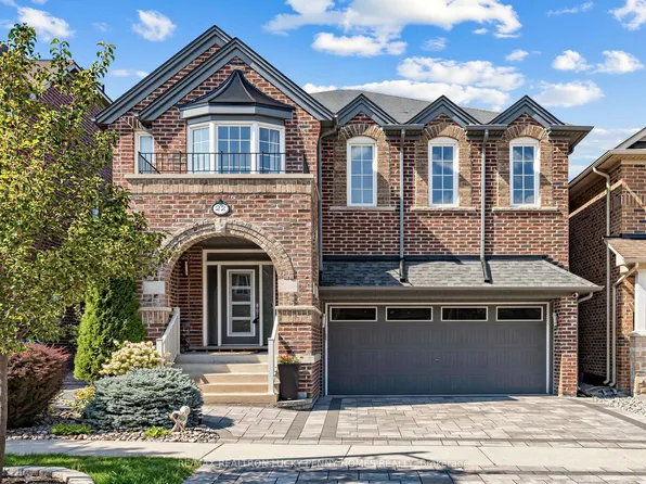 22 Duke Of Cornwall Dr, Markham, ON L6C 0L3
