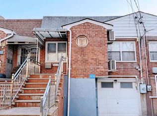 15212 Peck Ave, Flushing, NY 11355