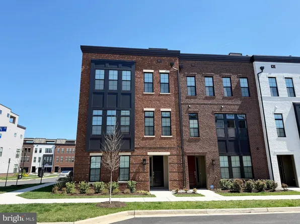 22212 Foundation Dr, Ashburn, VA 20148