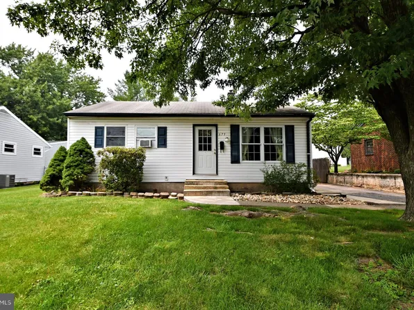 679 N Price St, Pottstown, PA 19464