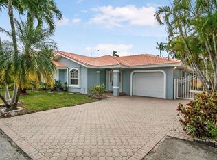 10344 SW 23rd Ter, Miami, FL 33165