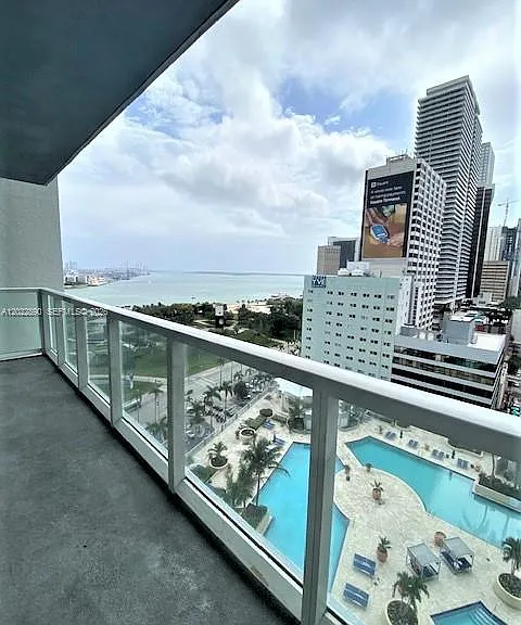 244 Biscayne Blvd #1805 — Photo 3