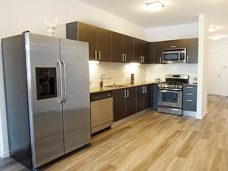 2x2 Traditional - Gourmet Kitchen