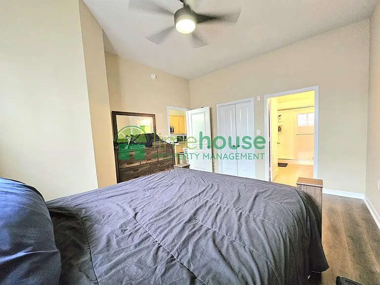 1400 Granby St #104 — Photo 14