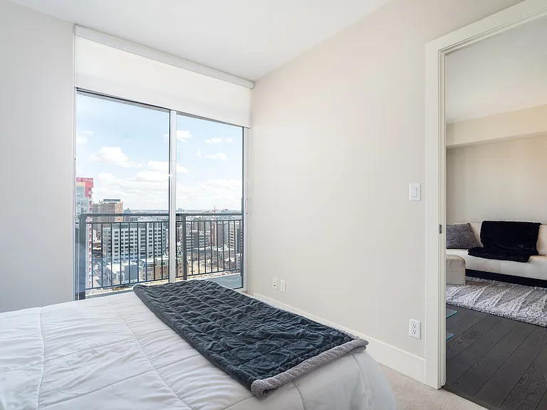 2105-1111 10th St SW #2105 — Photo 15