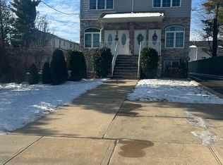 173 Woodrow Rd #2, Staten Island, NY 10312