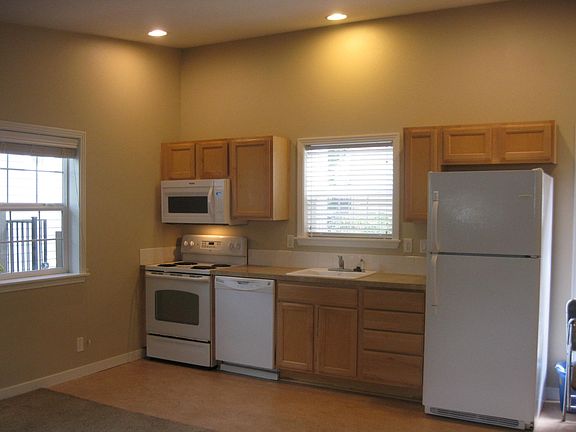 Vaulted Ceilings with loft style open kitchen design