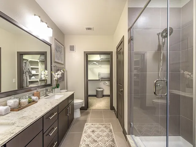 Overture Flower Mound 55+ Apartment Homes — Photo 45